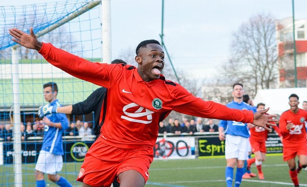 Rafiki Saïd, Rafiki Saïd signe son premier contrat pro avec le Stade Brestois, Comoros Football 269 | Portail du football des Comores