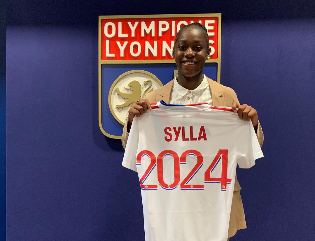Kysha Sylla, Kysha Sylla signe son premier contrat pro avec l&rsquo;OL, Comoros Football 269 | Portail du football des Comores