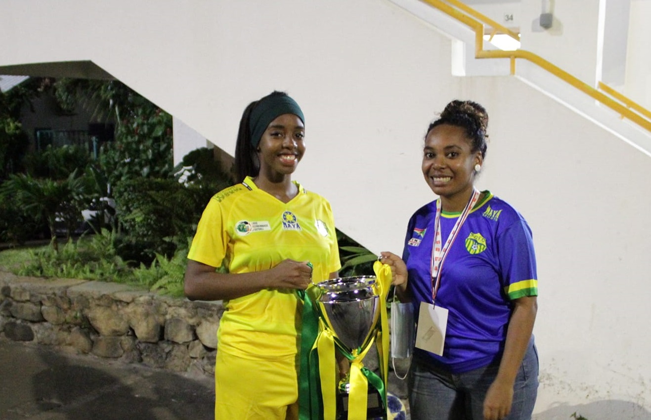 Saint-Denis, Nayma Mouhitou et Saint-Denis FC s&rsquo;offrent la Coupe de la Réunion, Comoros Football 269 | Portail du football des Comores