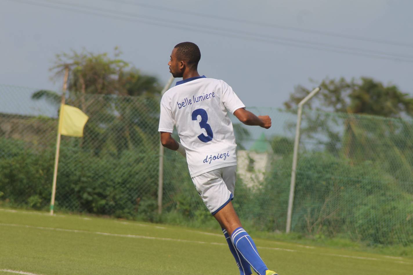 Belle Lumière, D1 | Belle Lumière prend la tête du championnat à Mwali, Comoros Football 269 | Portail du football des Comores