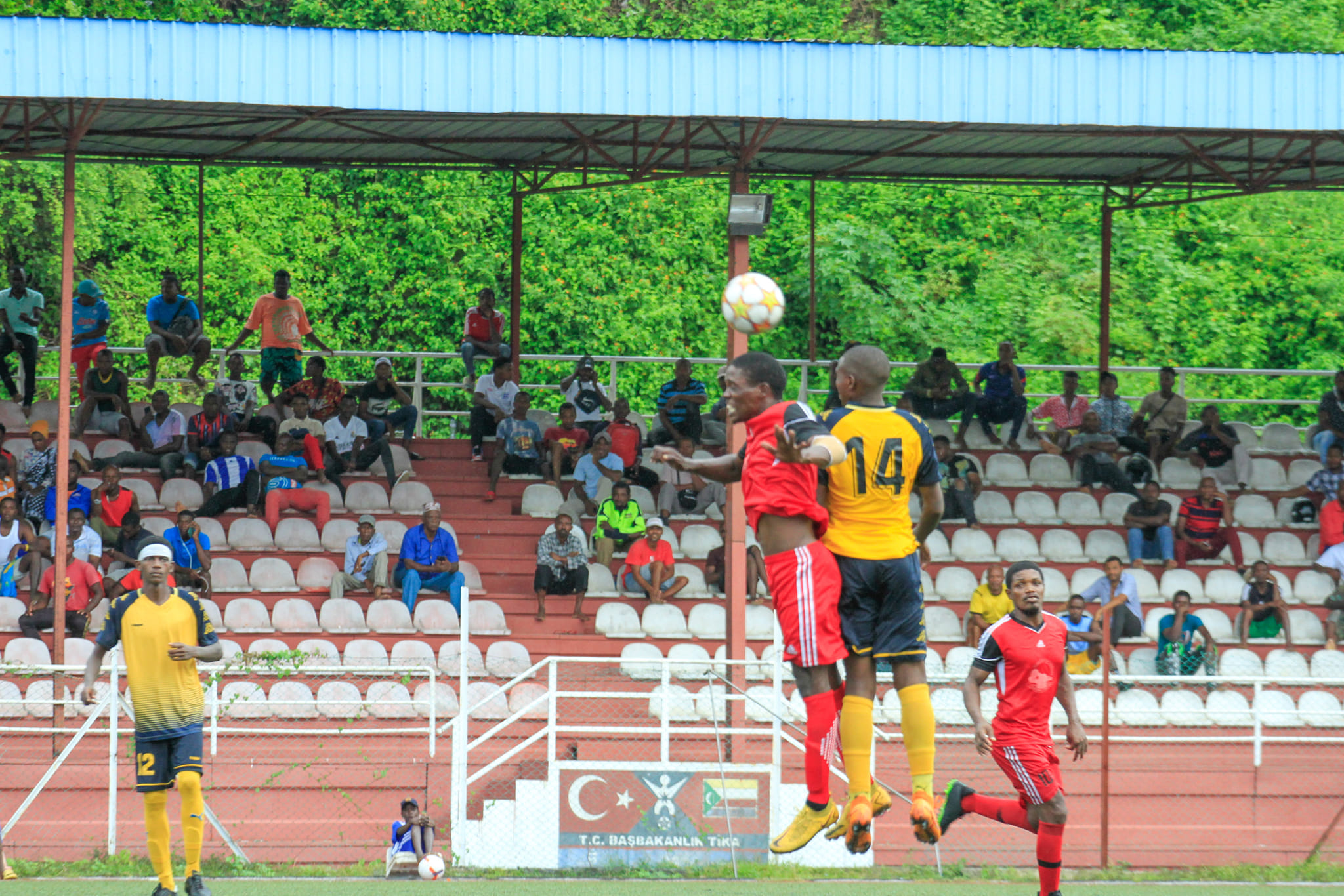 Rencontre Ngazi Sport et Yakélé Sport au stade de Hombo en D1 saison 2022-23
