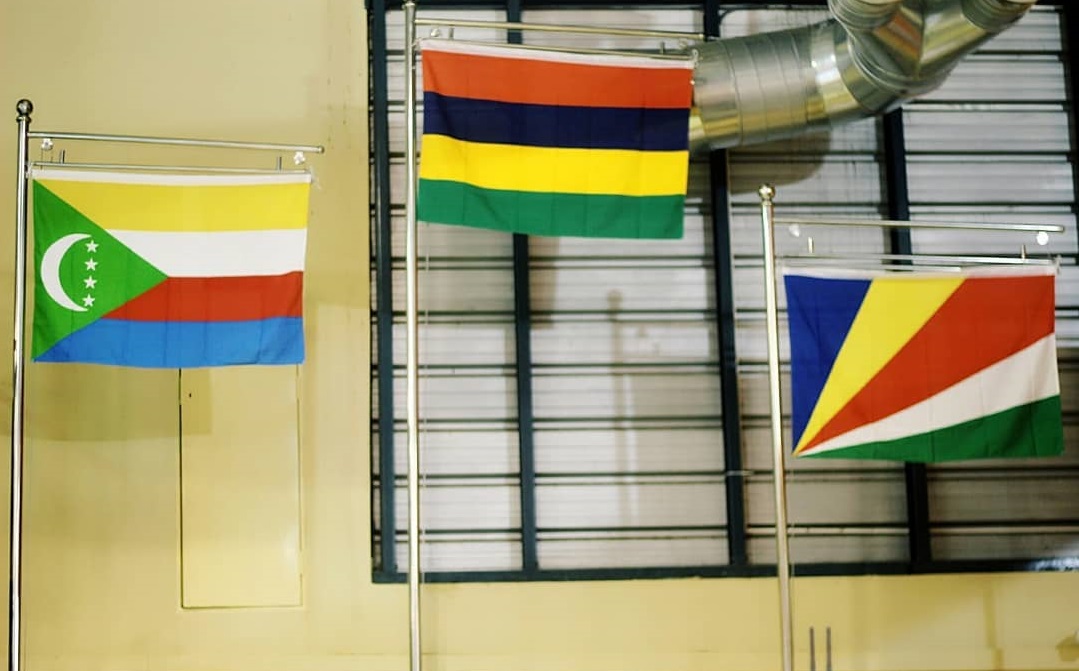 JIOI 2023 - Les drapeaux des Comores, Seychelles et Maurice