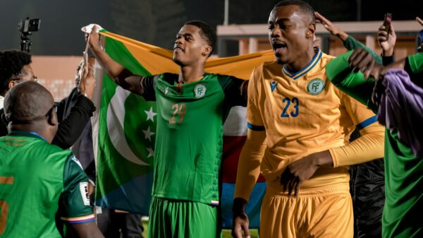 Warmed Omari et Adel Anzimati sous les couleurs des Comores